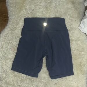 #63 TNA 12”-14” Waist 14” Length Medium Golden Shorts